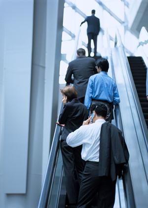 AS Colourの魅力と選び方:スタイリッシュなアウトドアウェアで差をつける方法